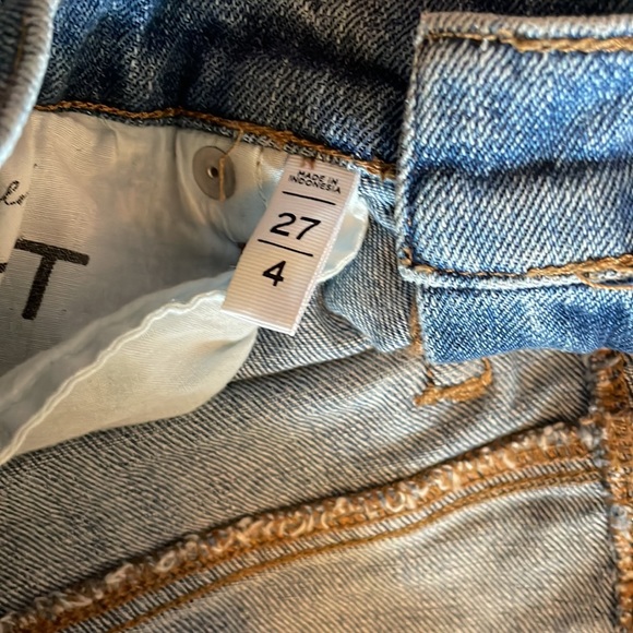 New Never Worn Mid rise Denim Shorts | Size 4 - Picture 2 of 3
